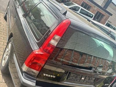 Second-hand Volvo V70 Comfort 163 CP (119 kW) 2001 Negru Break