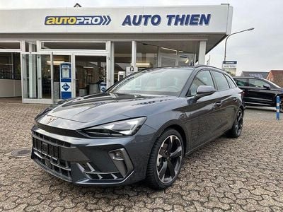 Grau Gebraucht 2025 Cupra Leon Limousine | 30.969 € (Guter Preis)