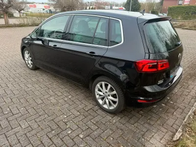 Gebraucht VW Golf Sportsvan Highline 150 PS (110 kW) 2016 Schwarz Van / Kleinbus