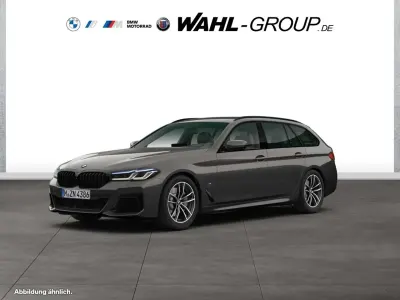Gebraucht BMW 520 M Sport 190 PS (139 kW) 2023 Grau Limousine