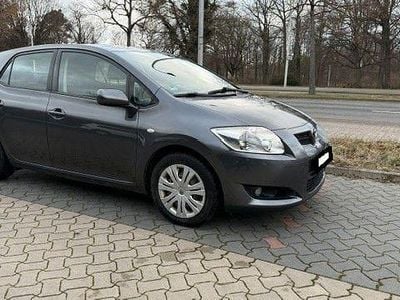 Gebraucht Toyota Auris Executive 132 PS (97 kW) 2009 Grau Kleinwagen