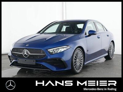 Gebraucht Mercedes A200 AMG 163 PS (119 kW) 2024 Lack spektralblau Limousine