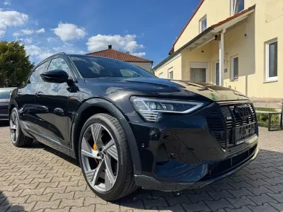 Gebraucht Audi e-tron S-Line 230 kW (313 PS) 2022 Schwarz SUV