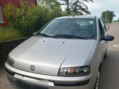 Usata Fiat Punto 60 CV (44 kW) 2001 Grigio Utilitaria