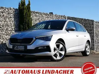 Usata Skoda Scala Style 150 CV (110 kW) 2020 Argento Utilitaria
