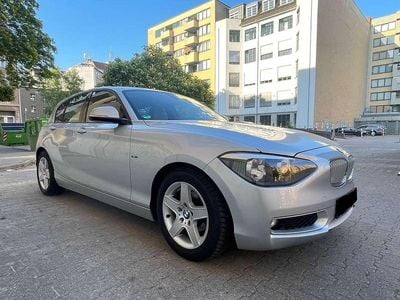 Silber Gebraucht 2011 BMW 116 Urban Line Kleinwagen | 7.900 € (Fairer Preis)