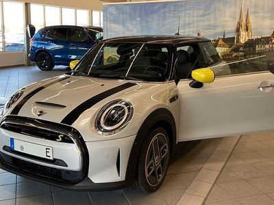 Silber Gebraucht 2022 Mini Cooper SE Kleinwagen | 19.400 € (Fairer Preis)