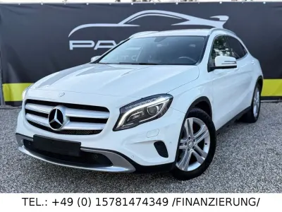 Gebraucht Mercedes GLA220 177 PS (130 kW) 2015 Weiß SUV