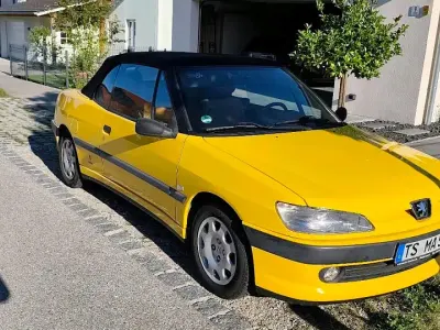 Gebraucht Peugeot 306 Cabriolet 89 PS (65 kW) 1999 Gelb Cabrio
