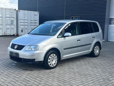 Gebraucht VW Touran 105 PS (77 kW) 2004 Silber Van / Kleinbus