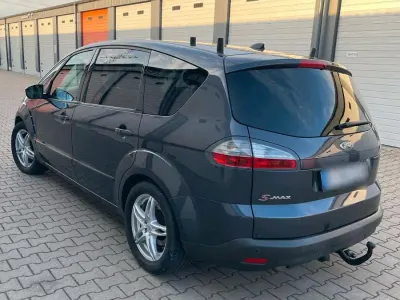Gebraucht Ford S-MAX 140 PS (102 kW) 2009 Braun Van / Kleinbus