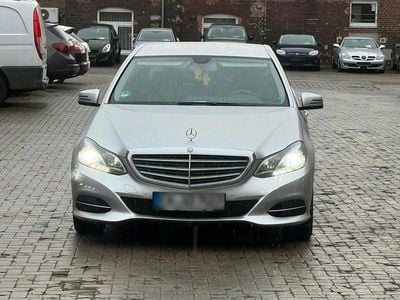 Gebraucht Mercedes E200 136 PS (100 kW) 2014 Silber Limousine