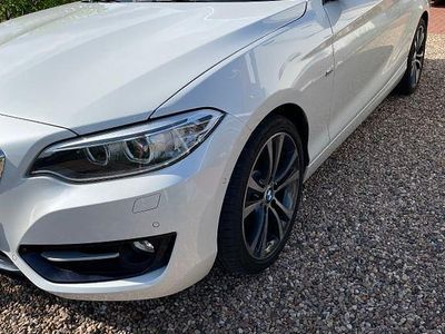 Gebraucht BMW 230 Sport Line 252 PS (185 kW) 2017 Weiß Cabrio