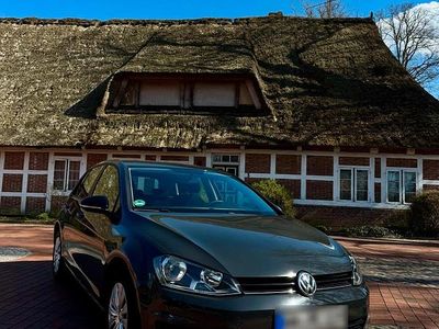 Gebraucht VW Golf VII 86 PS (63 kW) 2015 Schwarz Kleinwagen
