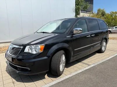 Gebraucht Lancia Voyager Silver 283 PS (208 kW) 2013 Schwarz Van / Kleinbus
