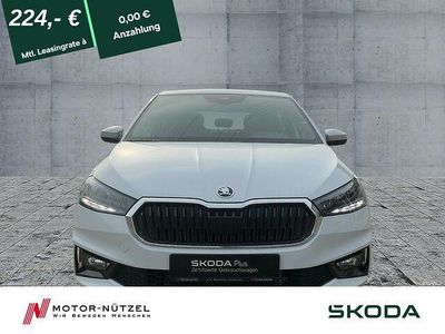 Gebraucht Skoda Fabia Selection 116 PS (85 kW) 2024 Moonweiss metallic Kleinwagen