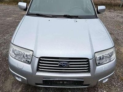 Gebraucht Subaru Forester Active 158 PS (116 kW) 2006 Premium silver (m) SUV