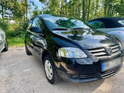 Gebraucht VW Fox 50 PS (36 kW) 2008 Schwarz Kleinwagen