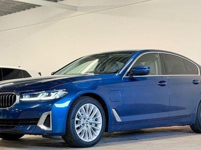 Usata BMW 530e Luxury Line 292 CV (214 kW) 2021 Blu Berlina