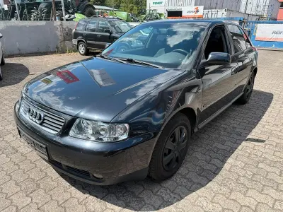 Gebraucht Audi A3 125 PS (91 kW) 2003 Schwarz Kleinwagen