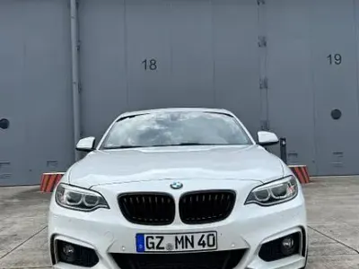 Gebraucht BMW 220 M Sport 190 PS (139 kW) 2015 Weiß Coupé