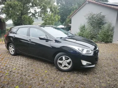 Gebraucht Hyundai i40 Edition 136 PS (100 kW) 2014 Schwarz Kombi