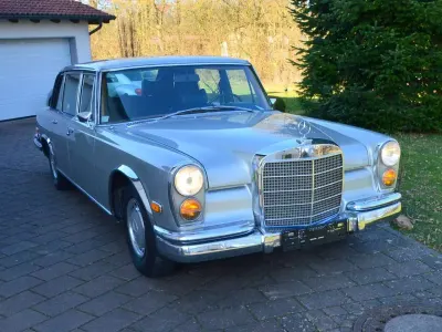 Gebraucht Mercedes 600 250 PS (183 kW) 1971 Silber Limousine