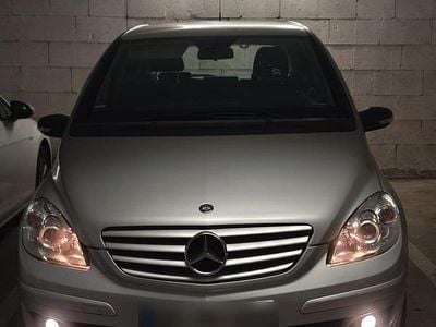 Mercedes B150