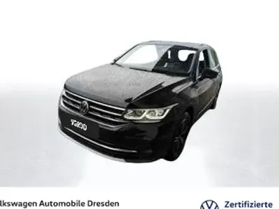 Gebraucht VW Tiguan Elegance 190 PS (139 kW) 2023 Deep black perleffekt SUV