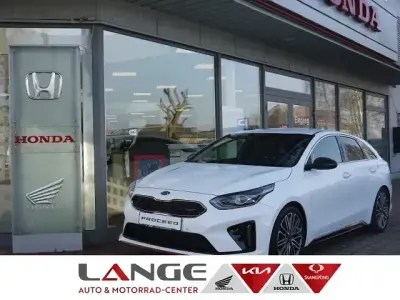 Gebraucht Kia ProCeed GT 204 PS (150 kW) 2020 (hw2) deluxeweiss met. Kombi