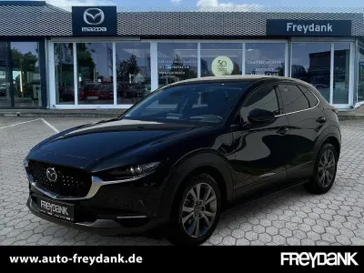 Käytetty Mazda CX-30 Selection 150 HP (110 kW) 2022 Musta Katumaasturi