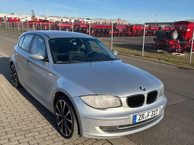 Silber Gebraucht 2009 BMW 118 Kleinwagen | 6.000 € (Etwas zu teuer)