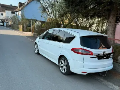 Gebraucht Ford S-MAX S 163 PS (119 kW) 2010 Weiß Van / Kleinbus