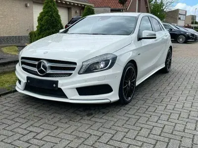 Gebraucht Mercedes A200 AMG line 156 PS (114 kW) 2014 Weiß Limousine