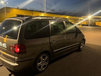 Andere farben Gebraucht 2009 VW Sharan Van / Kleinbus | 3.600 € (Fairer Preis)