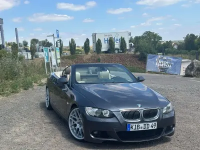 Gebraucht BMW 330 Cabriolet Performance 272 PS (200 kW) 2008 Schwarz Cabrio