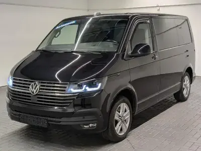 Gebraucht VW Multivan 199 PS (146 kW) 2021 Tiefschwarzmet. Van / Kleinbus