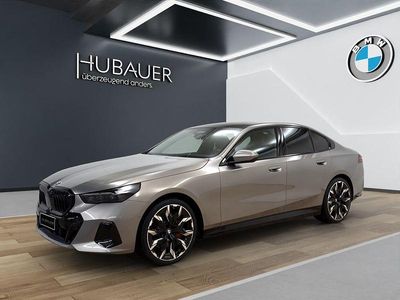 Neu BMW 540 M Sport 303 PS (222 kW) 2025 Grau Limousine