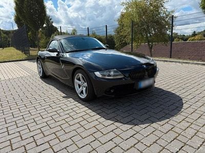 Second-hand BMW Z4 150 CP (110 kW) 2005 Negru Cabrio