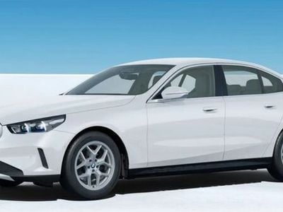 Neu BMW 520 Sport Line 197 PS (144 kW) 2025 Alpinweiß uni Limousine