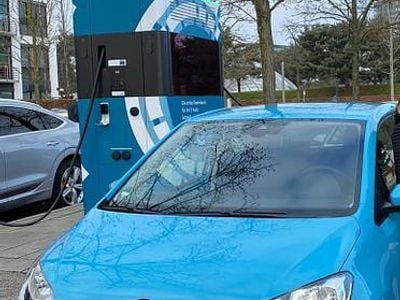 Gebraucht VW e-up! United 61 kW (83 PS) 2021 Blau Kleinwagen