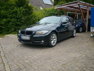 Gebraucht BMW 325 300 PS (220 kW) 2010 Schwarz Kombi