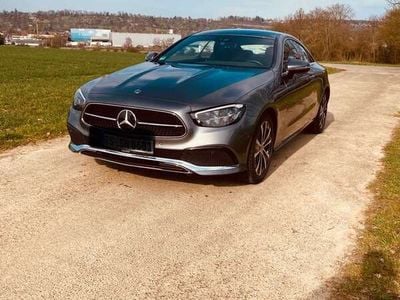 Mercedes E200