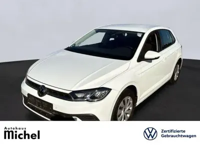 Gebraucht VW Polo Life 80 PS (58 kW) 2023 Weiß Kleinwagen