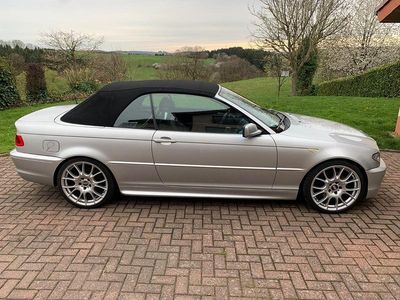 Gebraucht BMW 330 Cabriolet Sport Line 231 PS (169 kW) 2004 Silber Cabrio