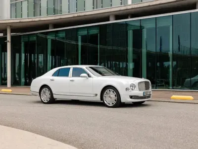 Gebraucht Bentley Mulsanne 513 PS (377 kW) 2011 Weiß Limousine