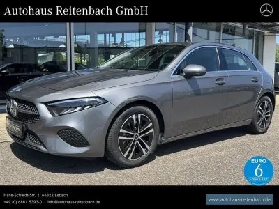 Gebraucht Mercedes A180 Progressive 136 PS (100 kW) 2025 Lack mountaingrau Limousine