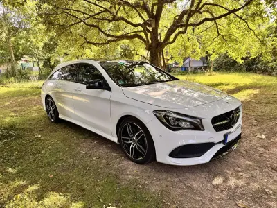 Gebraucht Mercedes CLA220 Shooting Brake AMG line 184 PS (135 kW) 2018 Weiß Kombi