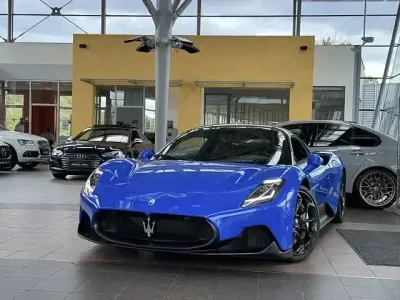 Gebraucht Maserati MC20 630 PS (463 kW) 2024 Blu infinito Coupé