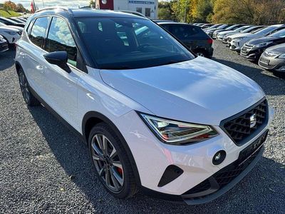Weiß Neu 2025 Seat Arona FR SUV | 27.689 € (Fairer Preis)
